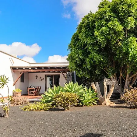 ヴィラ La Rubina *