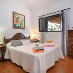 La Rubina Vila *